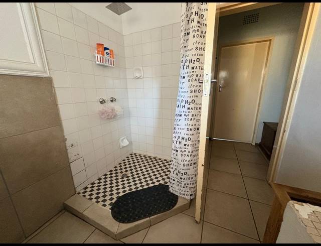 3 BEDROOM HOUSE FOR SALE IN ROTHDENE